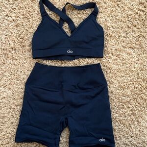 ALO Yoga Dark Blue Seamless Shorts